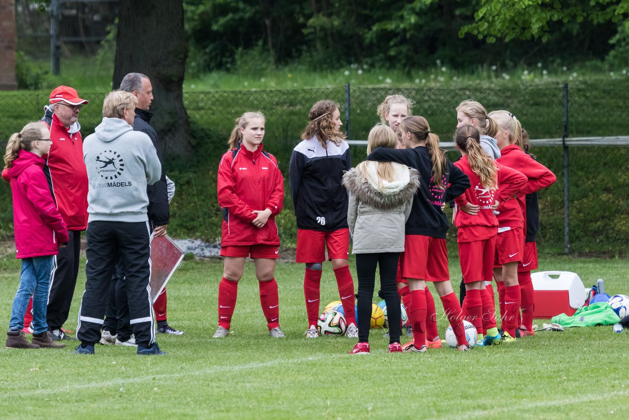 Bild 149 - wCJ SV Steinhorst/Labenz - VfL Oldesloe : Ergebnis: 18:0